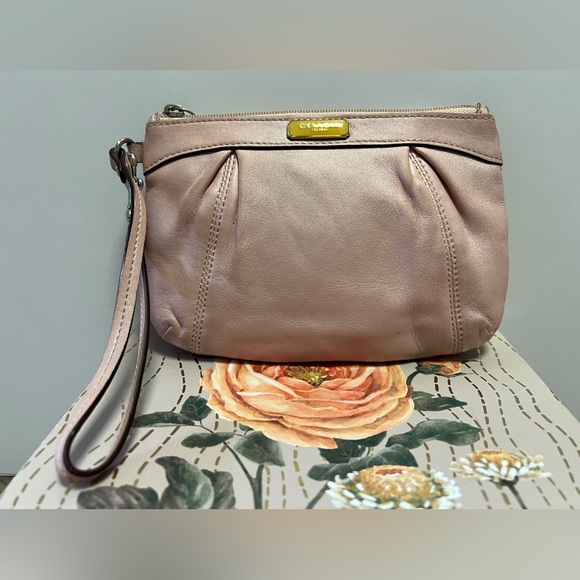 Coach  Geranium Blush Leather Wristlet Clutch - Picture 1 of 9